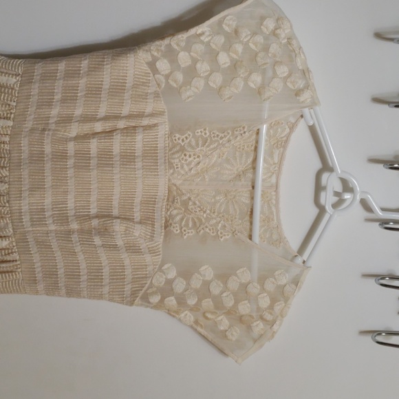 Beige dress - Picture 2 of 7